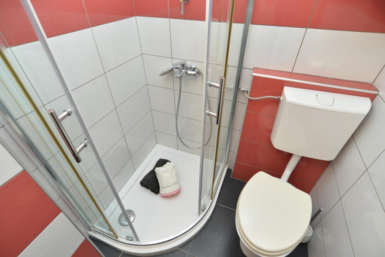 Apartments Violete 742 プーラ エクステリア 写真