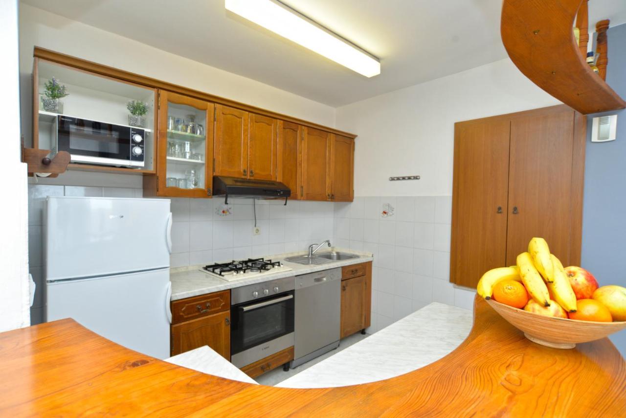 Apartments Violete 742 プーラ エクステリア 写真